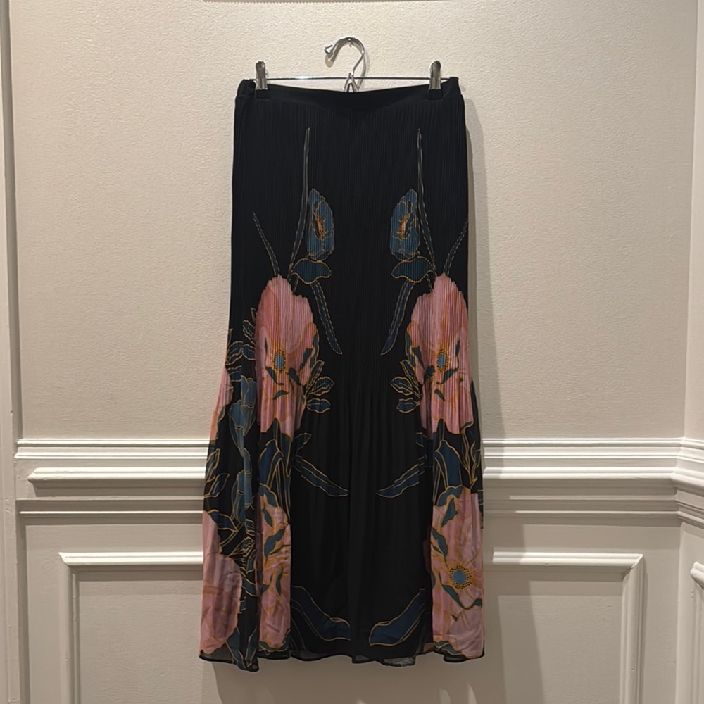 Daniel Rainn Black and Pink Pleated Maxi Skirt